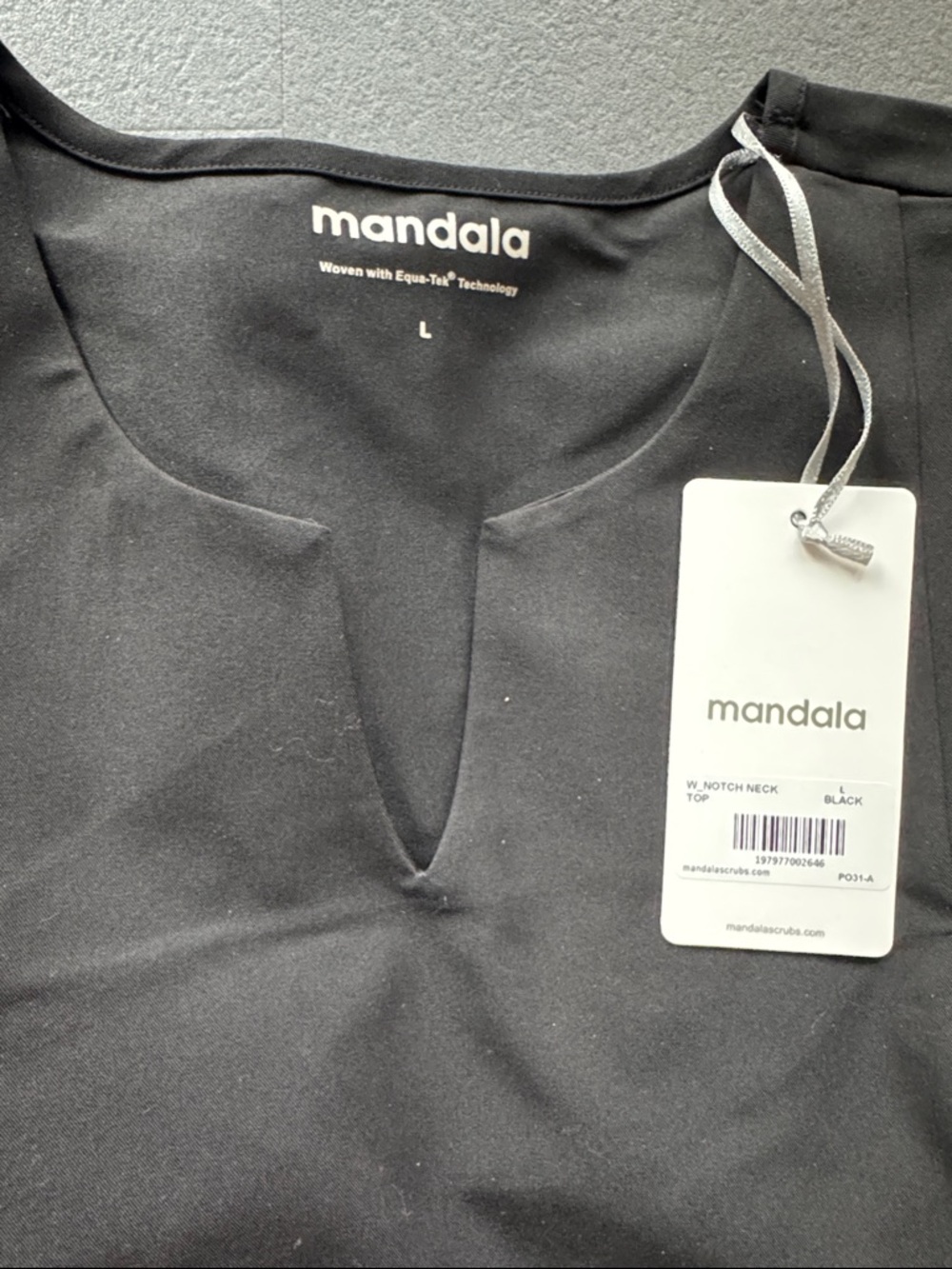 Mandala Scrub set women’s Large black - Picture 3 of 5